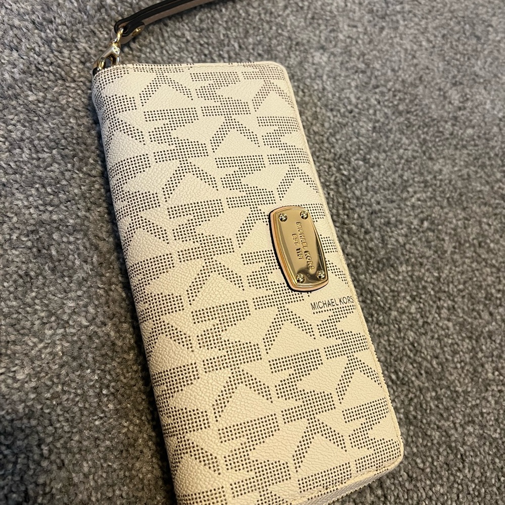 Michael Kors Cream Logo Wallet with Gold Accents